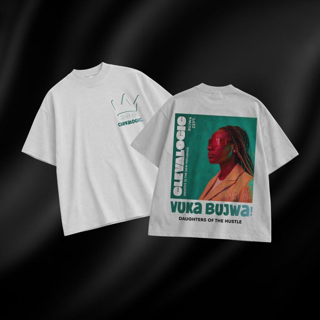 CLEVALOGIC Oversized T-Shirt - White